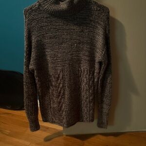 Simply Vera, Vera Wang sweater